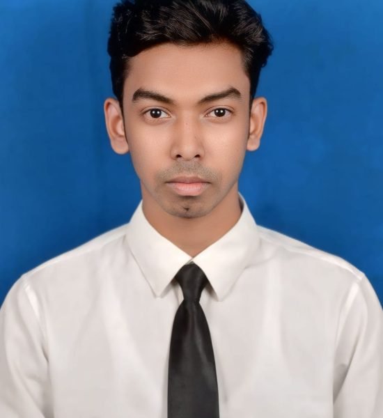 লেখকের ছবি